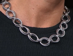 Stately Steel Silvertone Textured Oval Link Necklace, 18"