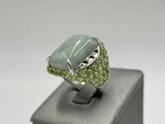 Jade of Yesteryear Sterling Silver Cabochon Jade  & Peridot Accent Ring, Size 6