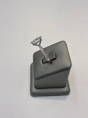 18. 99069 (L-1619) 14KW Lab Oval Ring cntr 4.00ct E-VS1 est 5.25cttw ($11250) | 14k White Gold