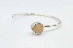 Samantha Wills Silvertone “Here Comes the Sun” Petite Peach Gibbsite Cuff Bracelet