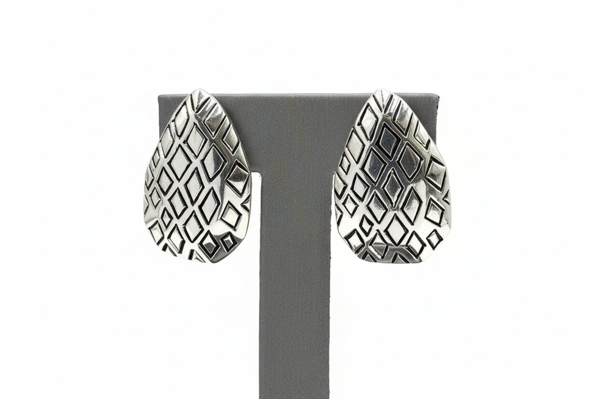 Wildlife by Heidi Klum Animal Instinct Button Earrings, Silvertone Clip-On