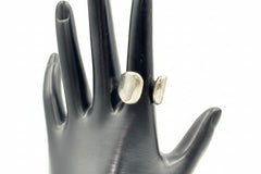 UNOde50 Silvertone High Polish Ring -Mismatch, Size 6