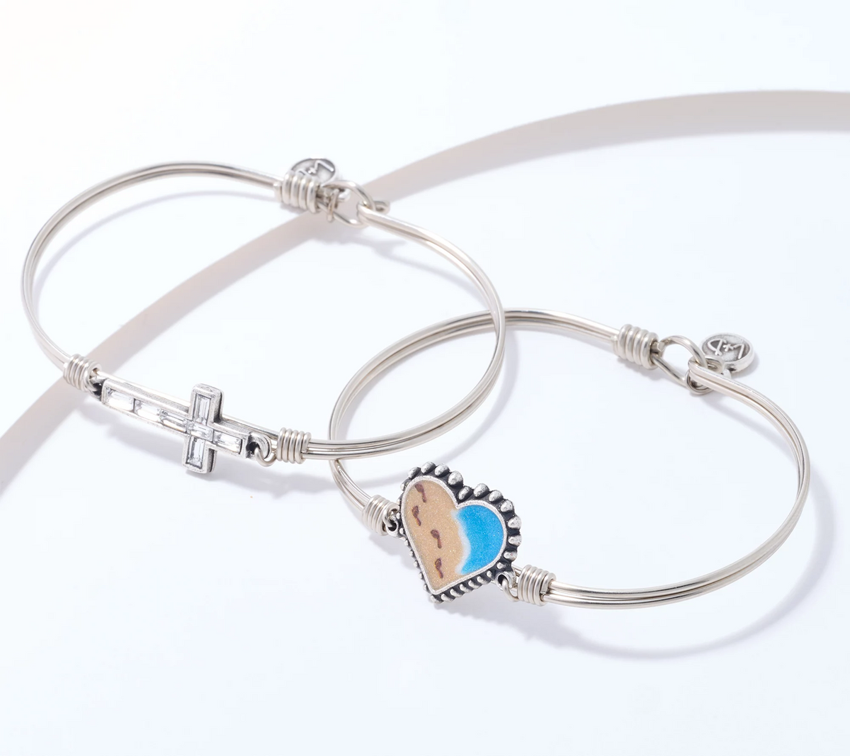 Luca & Danni Set of 2 Silver Tone Footprints in the Sand Bangles Large