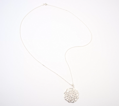JMH Jewelery Sterling Silver Dara Knot Pendant with 24" Chain