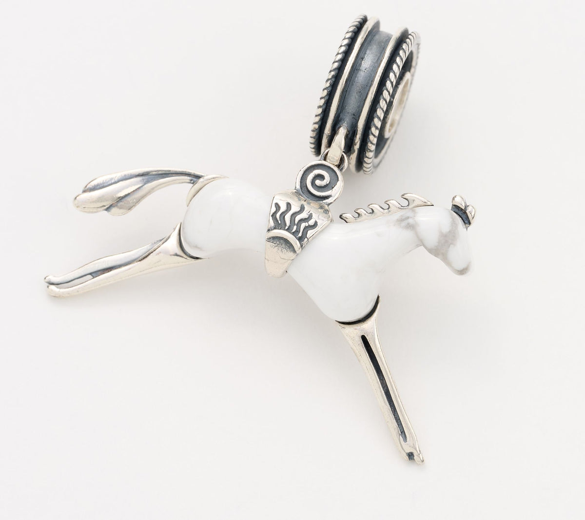 American West Sterling Silver Howlite Horse Magnetic Pendant